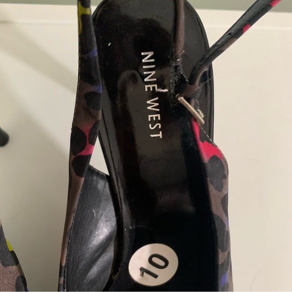 Nine West women’s multicolor animal print platform 4 inch heel size 10 - Picture 2 of 7